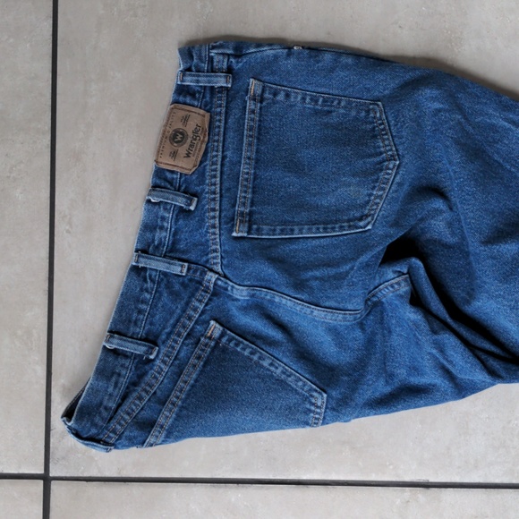 Wrangler Jeans - Picture 2 of 5